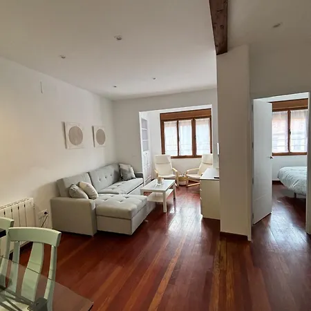 Apartament Arena